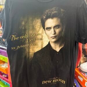 Twilight Saga New Moon T-Shirt  Edward Vampire Movie PromoVintage